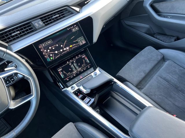 e-tron Sportback S line 50 quattro 230 kW Navi 3