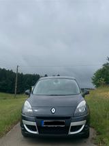 Renault Scenic Luxe TCe 130 Luxe - TÜV neu!! - Renault Scenic Luxe mit Benzin-Antrieb