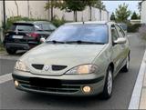 Renault Megane 1.6 TUV 2027 - Renault Megane aus 2001: 1.6