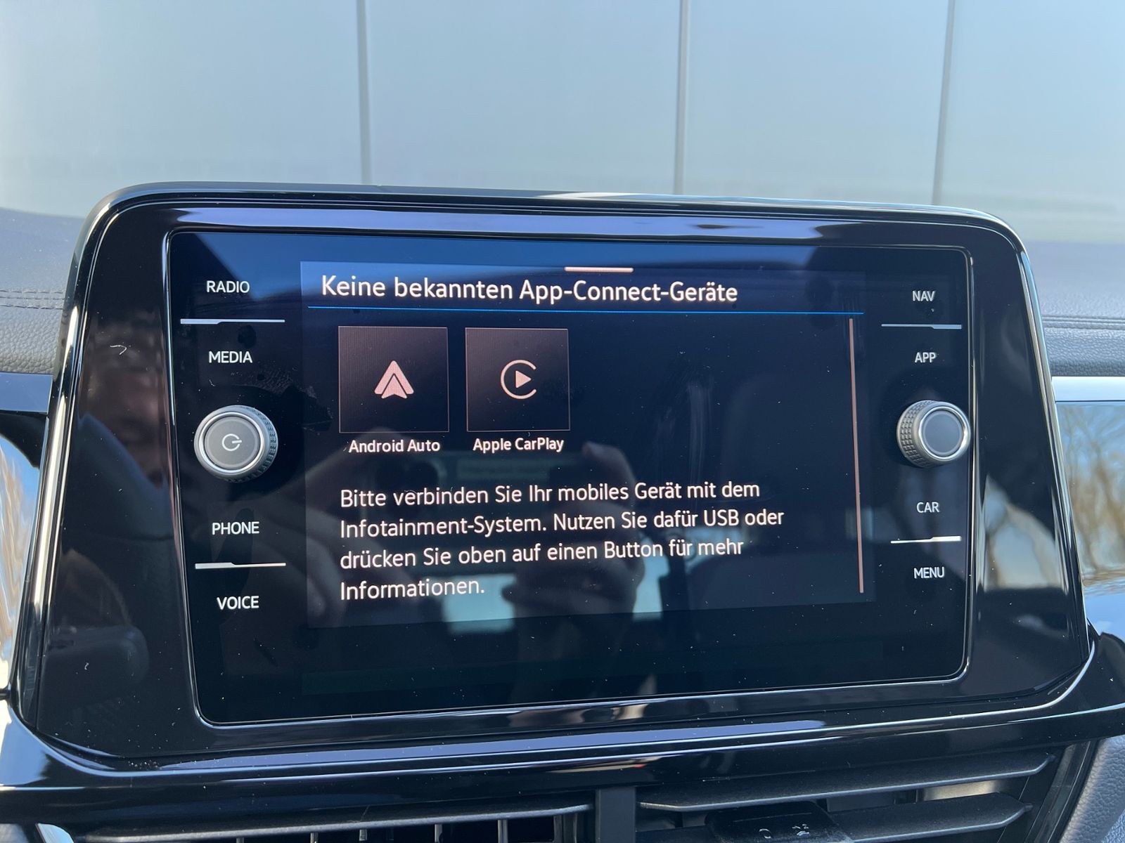 Fahrzeugabbildung Volkswagen T-Roc R-Line 1.5 TSI DSG *Black Style, AHK, Pano