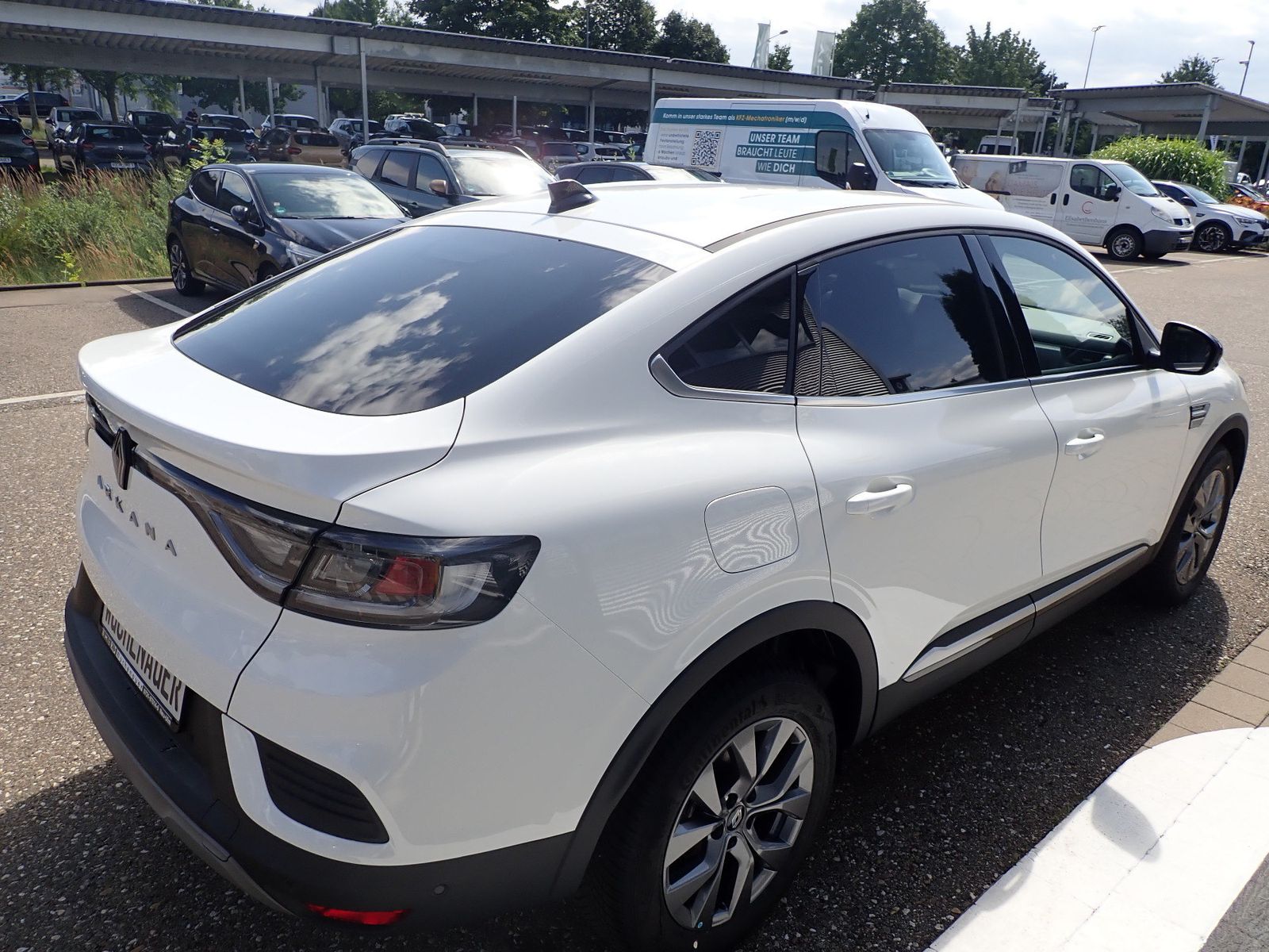 Fahrzeugabbildung Renault Arkana Techno 140 EDC