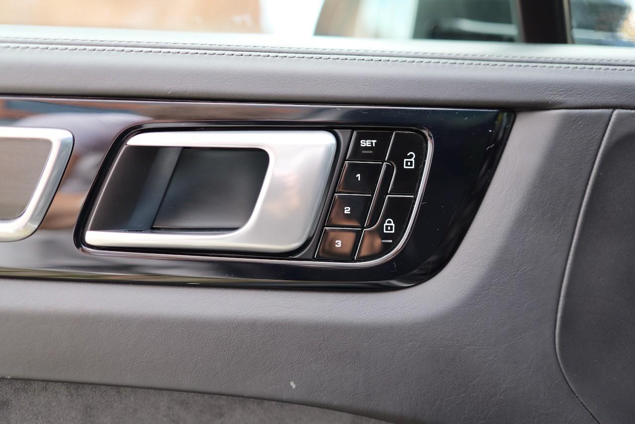 Porsche Cayenne Coupé GTS 460ch - Sport Chrono - Toit ouvrant panoramique - Carplay - Hayon éléctrique