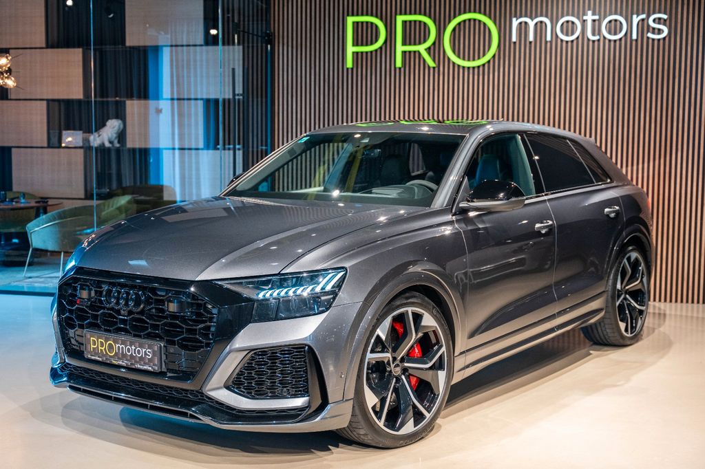 Audi RSQ8