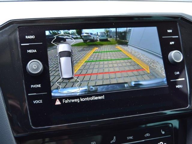 Passat Variant 2.0 TDI DSG Business LED/NAVI+VZE