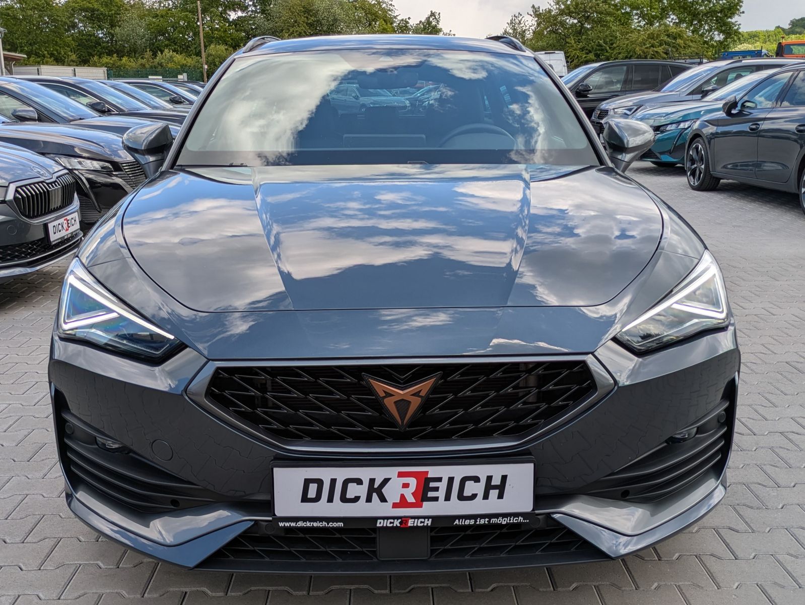 Fahrzeugabbildung CUPRA Leon 1.5 eTSI DSG MATRIX-LED*ACC*APP*KAMERA*18"