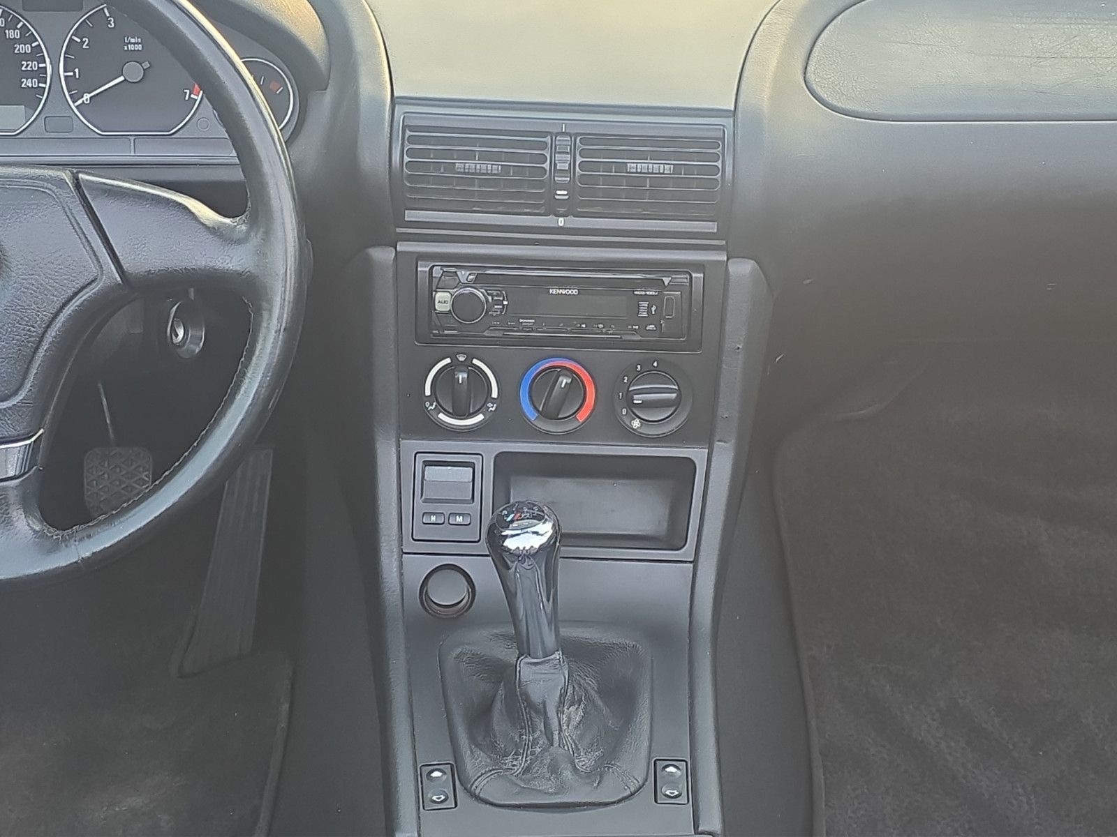 Fahrzeugabbildung BMW Z3 VOLL-SCHECKHEFTGEPFLEGT, SHZ TÜV NEU