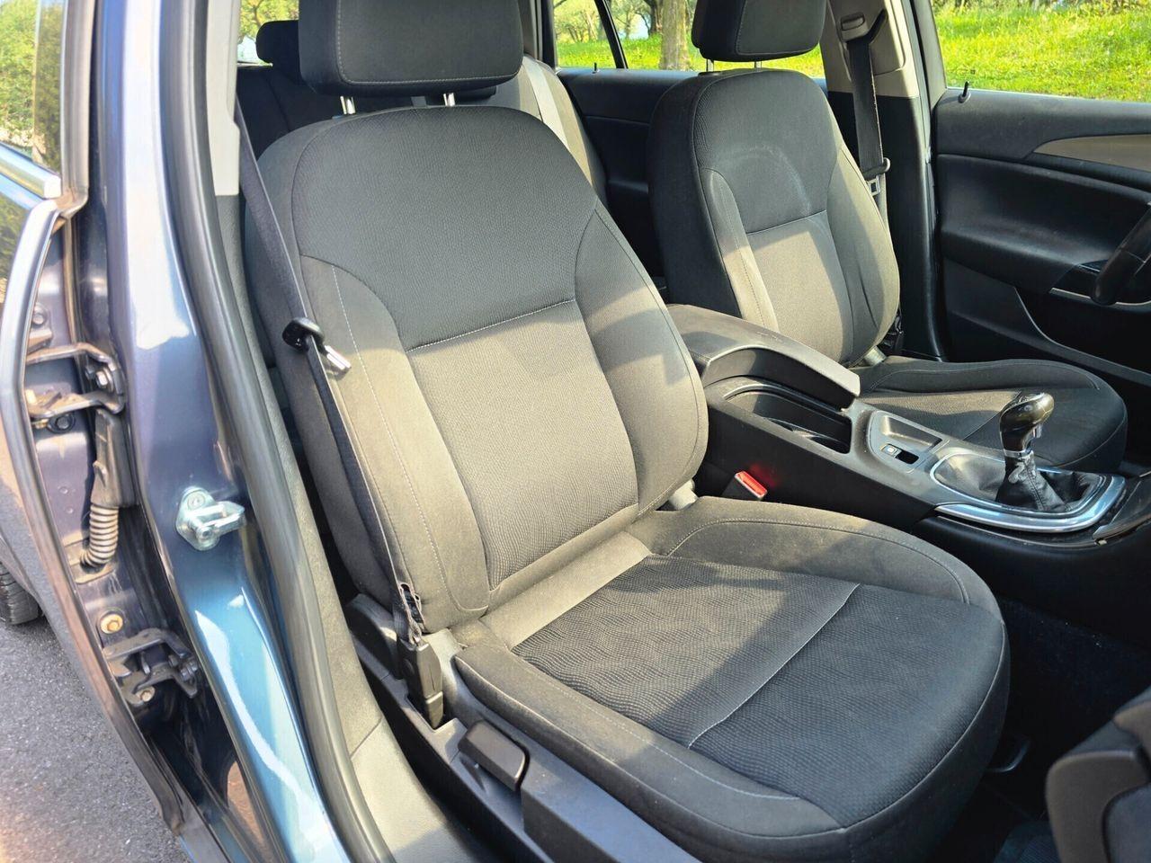 Opel Insignia 2010 — фото 15