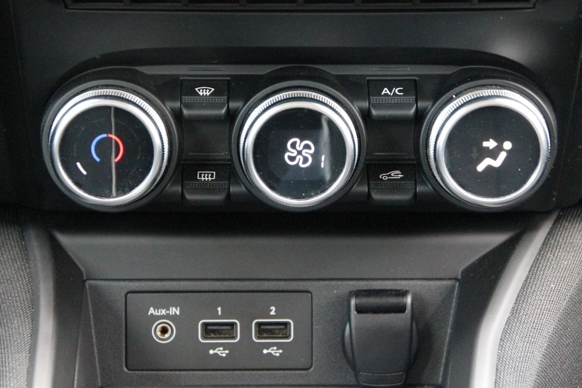 Fahrzeugabbildung Renault ZOE LIFE Batteriemiete Option auf BOSE-Paket