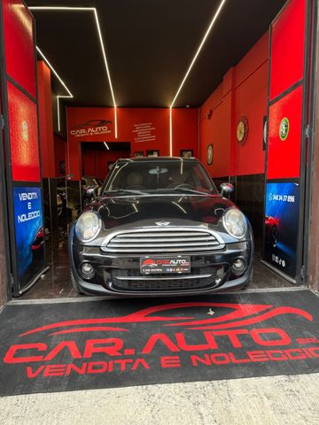 MINI Mini Cooper D Clubman Mini 1.6 16V interni carti