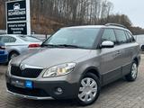 Skoda Fabia Combi Scout 1.HAND  SHZ PDC elk.Fenster - Skoda Fabia aus 2011: Kombi