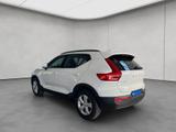 Volvo XC40 T2 Momentum-Core Navi LED Kamera CarPlay - Volvo XC40 Core mit Benzin-Antrieb