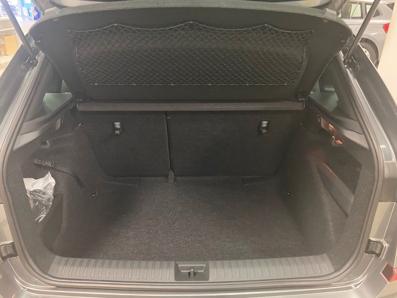 Fahrzeugabbildung SKODA Kamiq 1.0 TSI DSG Monte Carlo+MATRIX+PANORAMA+BC
