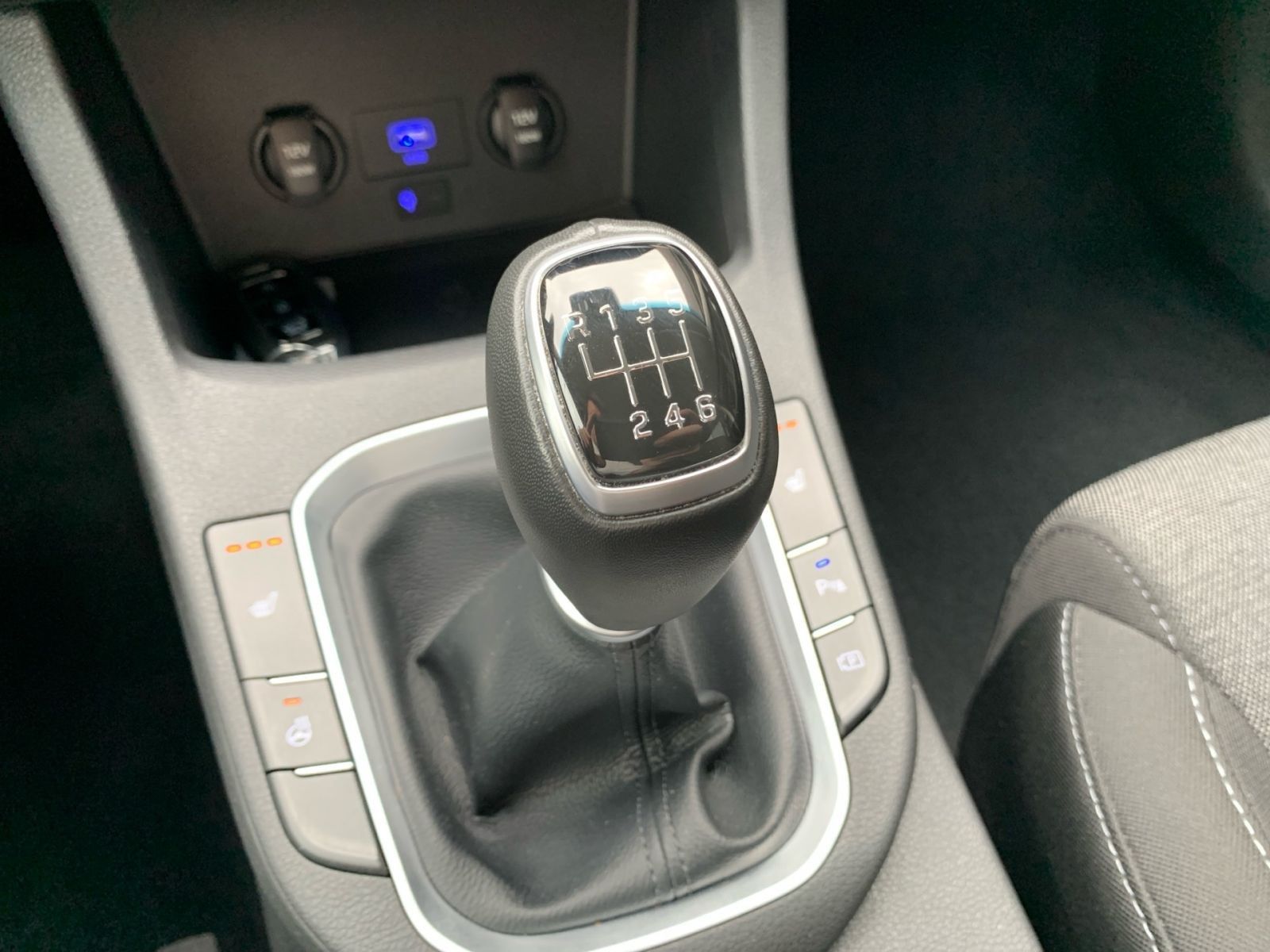 Fahrzeugabbildung Hyundai i30 1.0 T-GDI Edition 30+ LED Navi