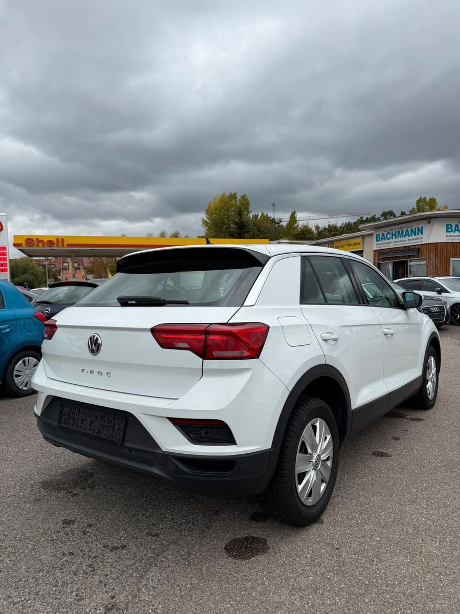 Volkswagen T-Roc 1.0 PDC/Navi/Tempomat imagem 3