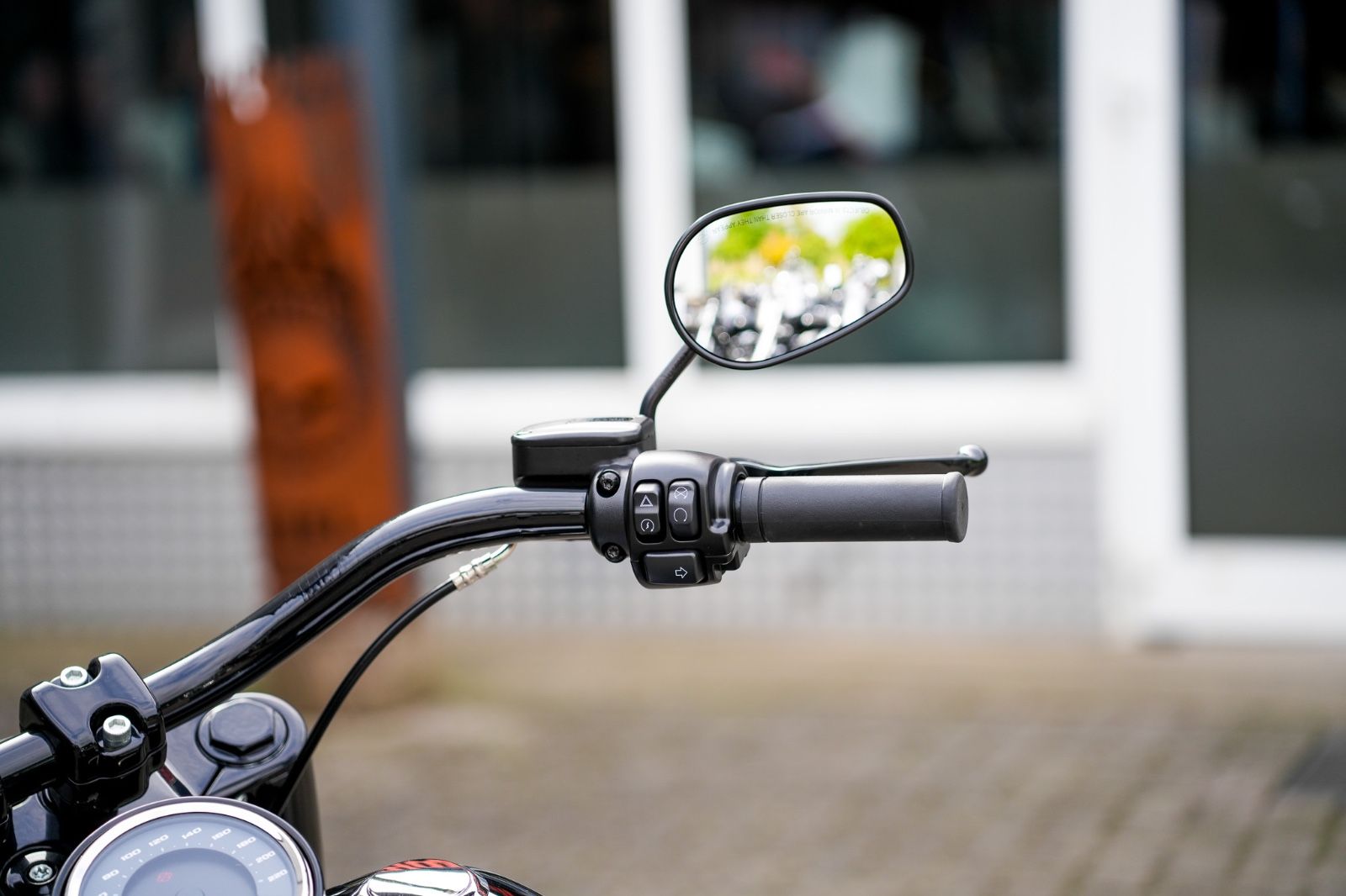 Fahrzeugabbildung Harley-Davidson SOFTAIL FAT BOY FLFBS 114 - JEKILL&HYDE -