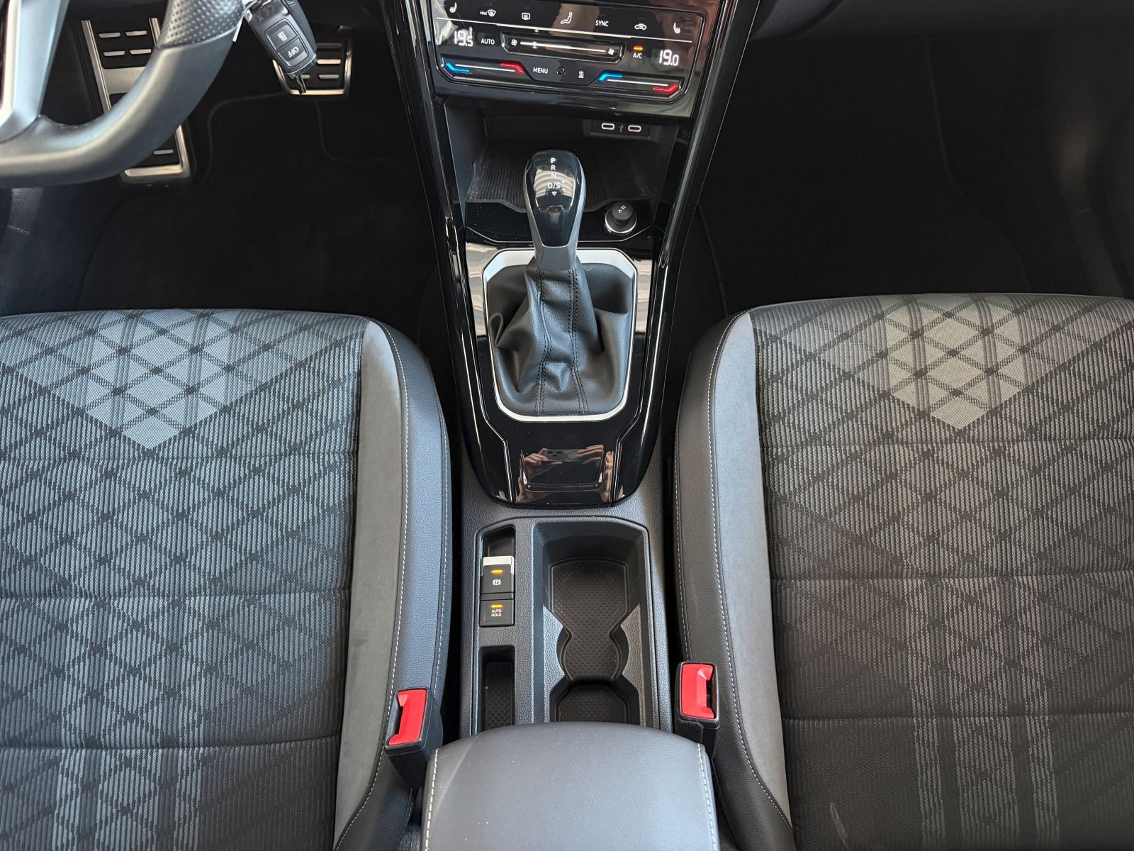 Volkswagen T-Roc - Bild 18