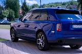 Rolls-Royce Cullinan Black Badge Black Badge - blaue Rolls-Royce Cullinan