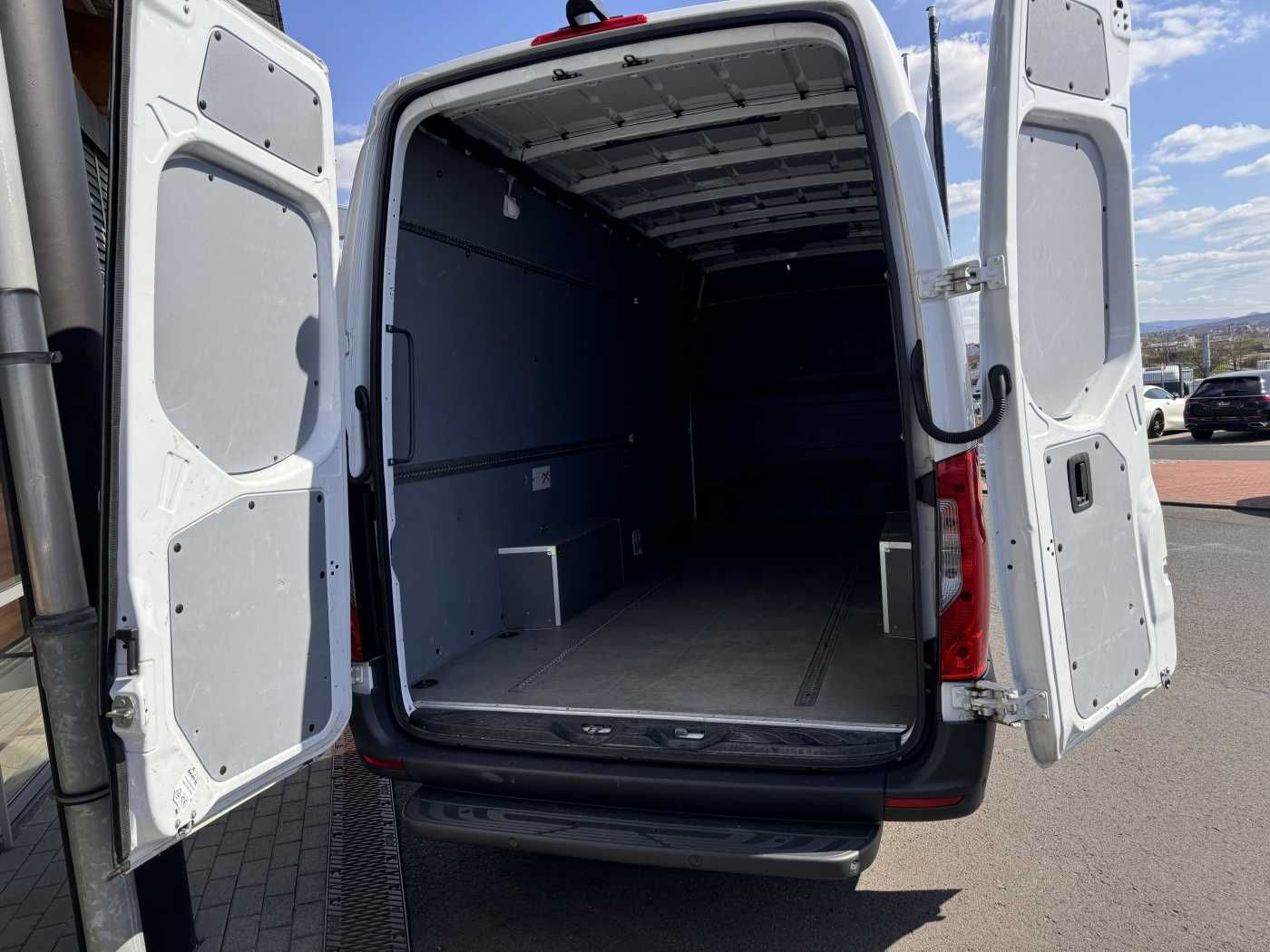 Fahrzeugabbildung Mercedes-Benz Sprinter 315 CDI 4325 Klima 360 Schwing MBUX SHZ