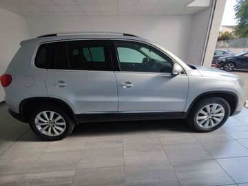 Volkswagen Tiguan - 4
