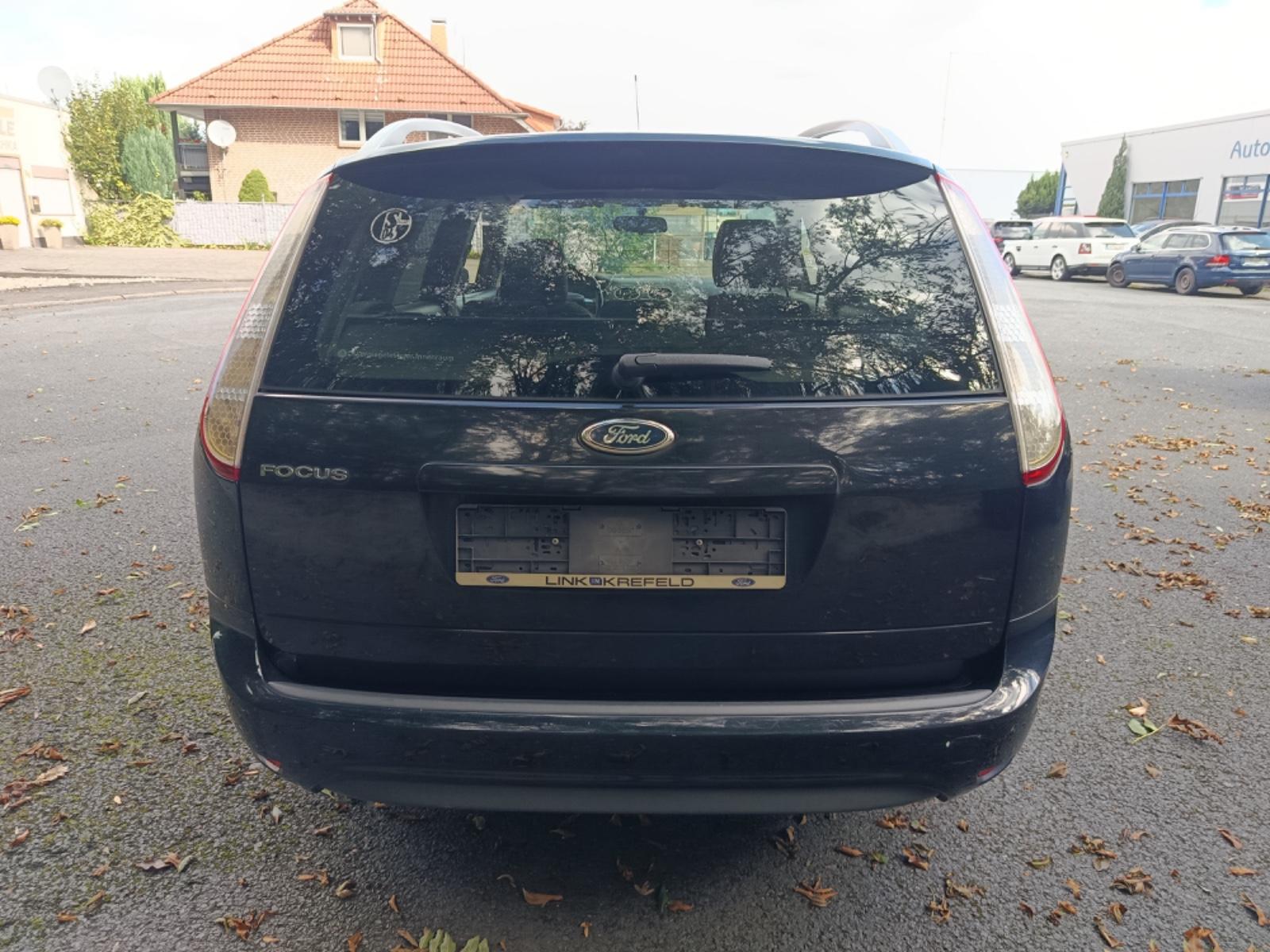 Ford Focus 2010 — photo 5