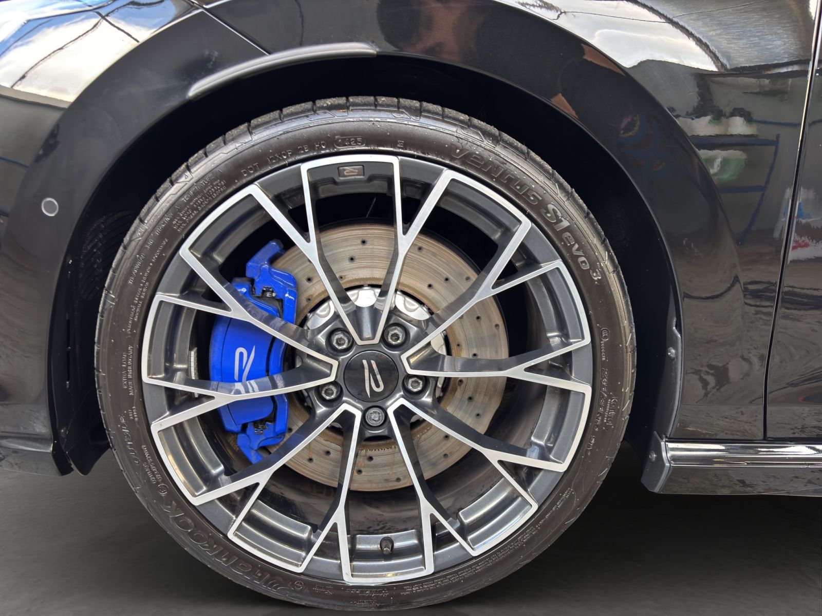 Volkswagen Golf VIII R Pano BlackStyle Harman Head-UP foto 19