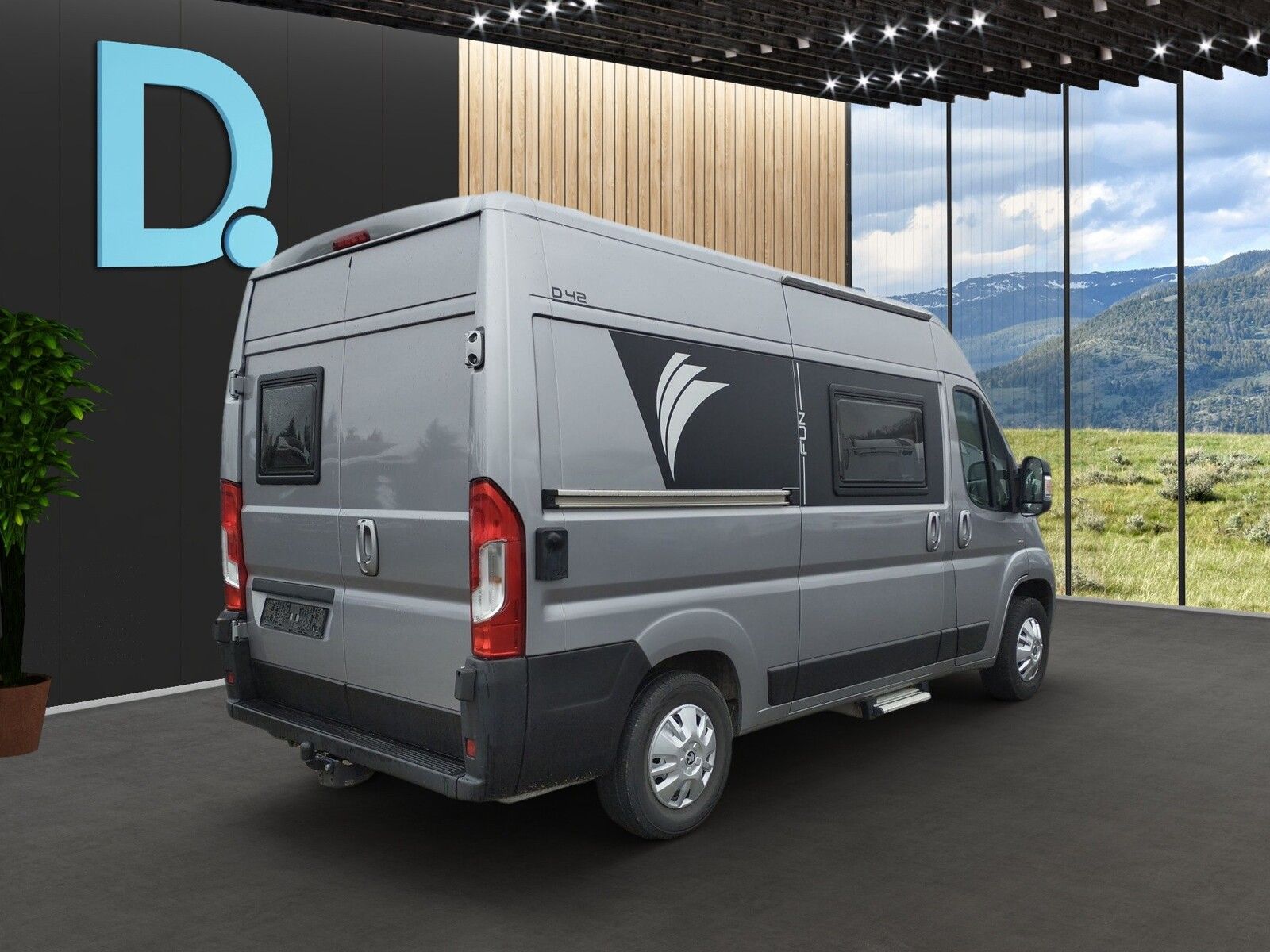 Fahrzeugabbildung Rapido Vans Dreamer D42 FUN