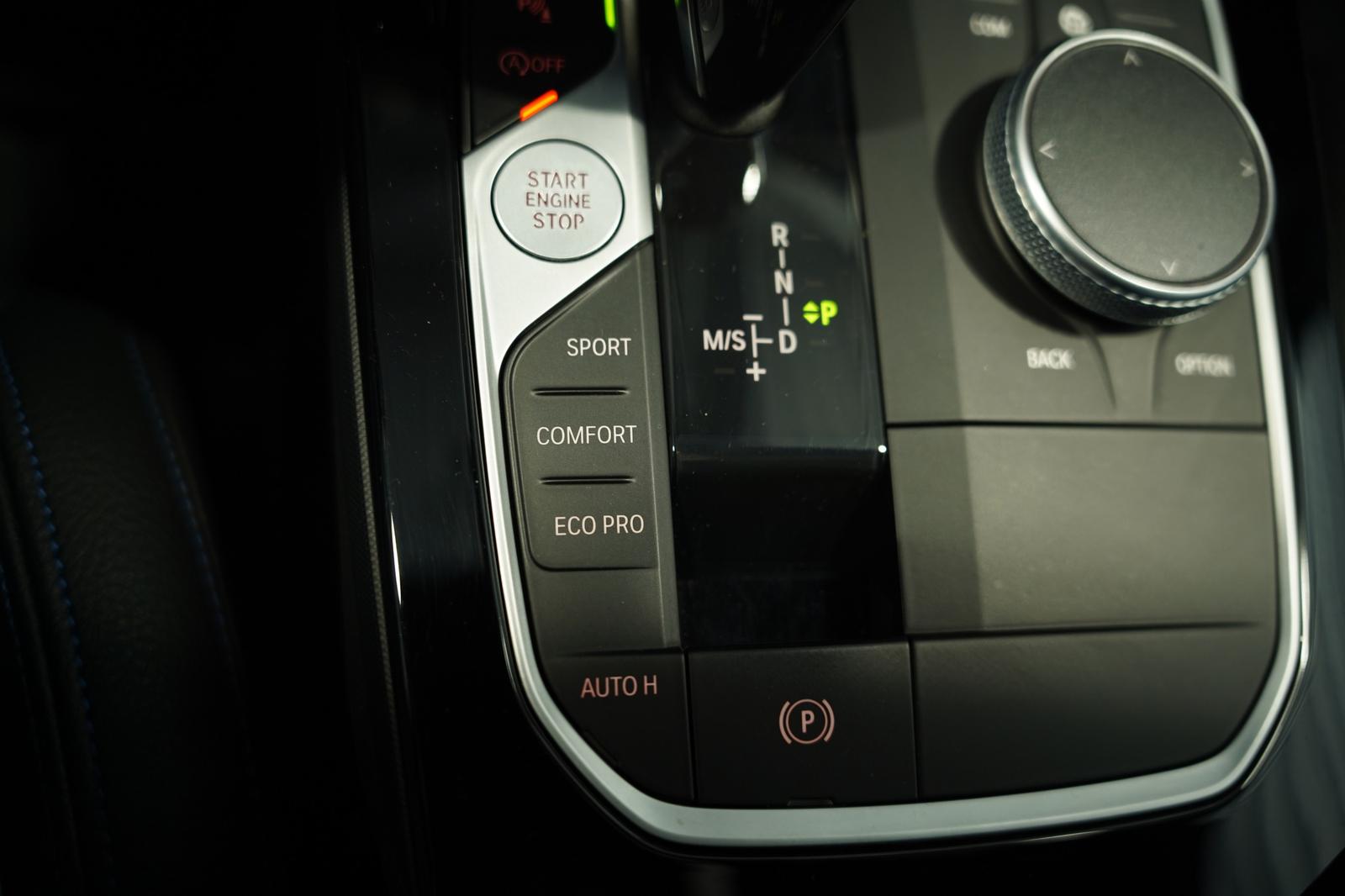 BMW 118 i Aut. M Sportpaket *1.HD *ACC *Memory *Pano