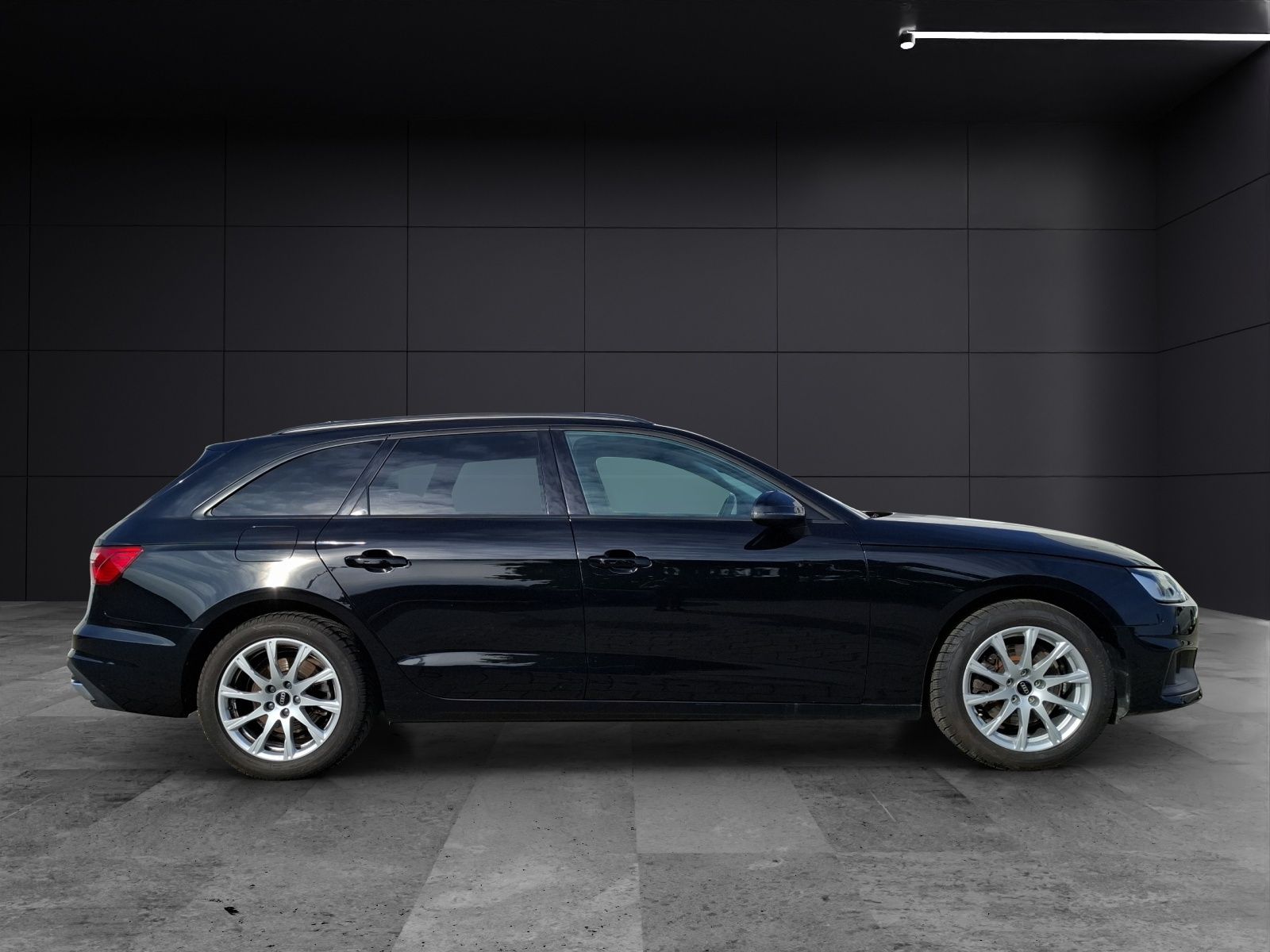 Fahrzeugabbildung Audi A4 Avant 35 TFSI S-tronic Navi GRA PDC SH LM