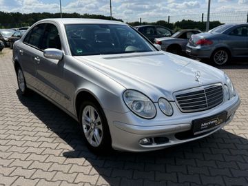 Mercedes E 200 - 2