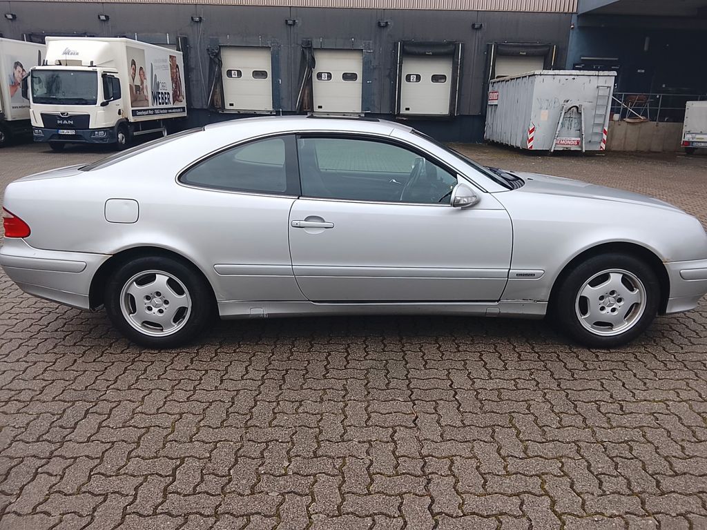 Mercedes-Benz CLK 200