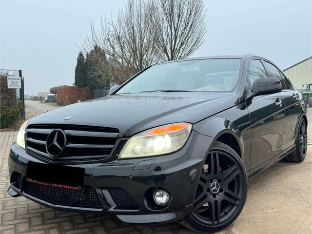 Mercedes-Benz C 220 CDI*AMG*AUTOMATIK*LEDER*NAVI*