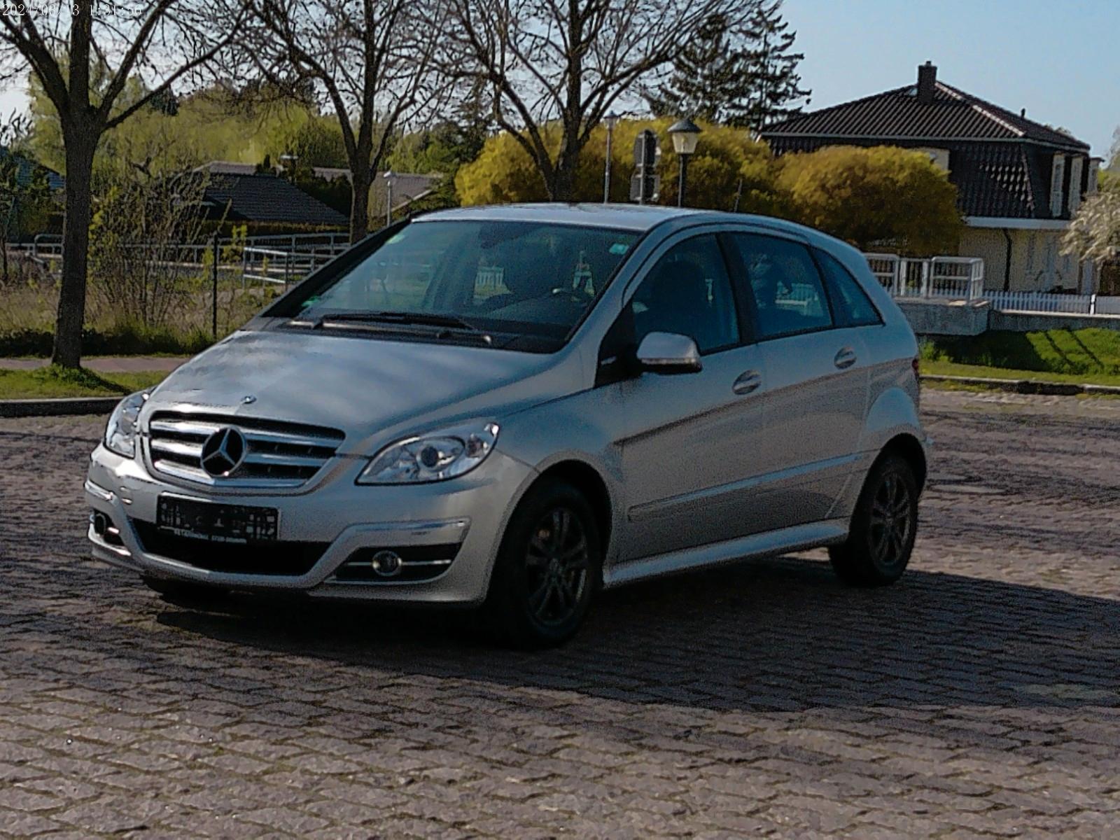 Mercedes-Benz B 180 TÜV 01/2028 KLIMA