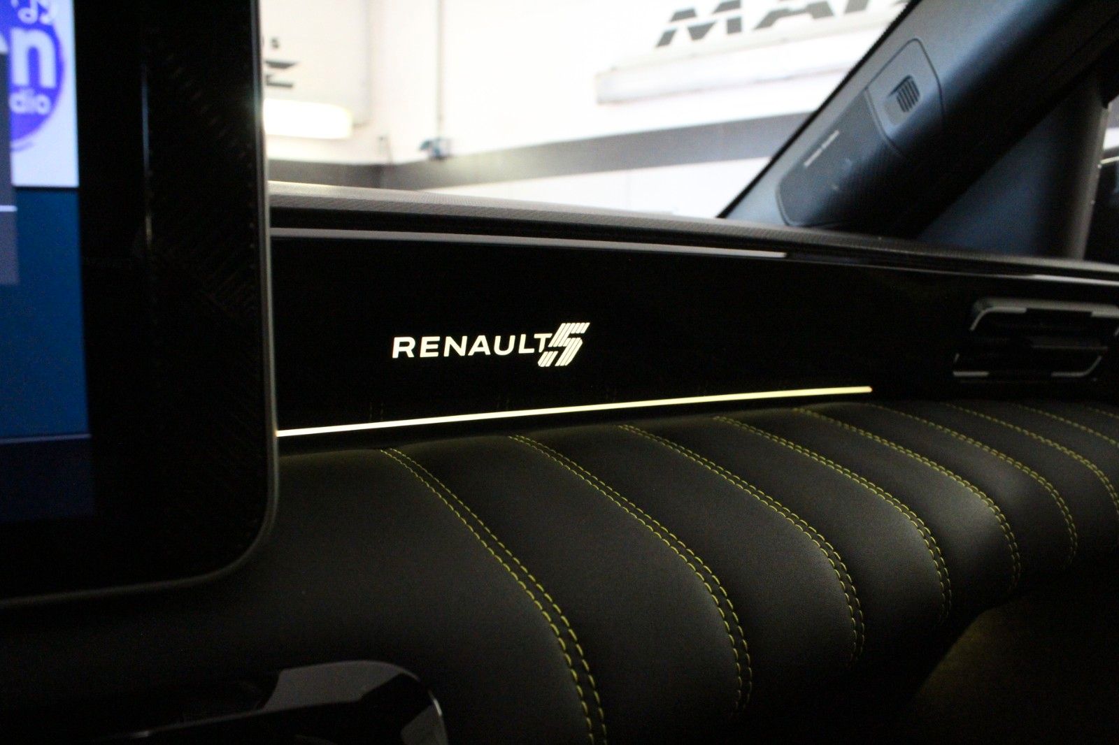 Fahrzeugabbildung Renault R 5 Iconic Five 120 Urban Range*Harman Kardon*