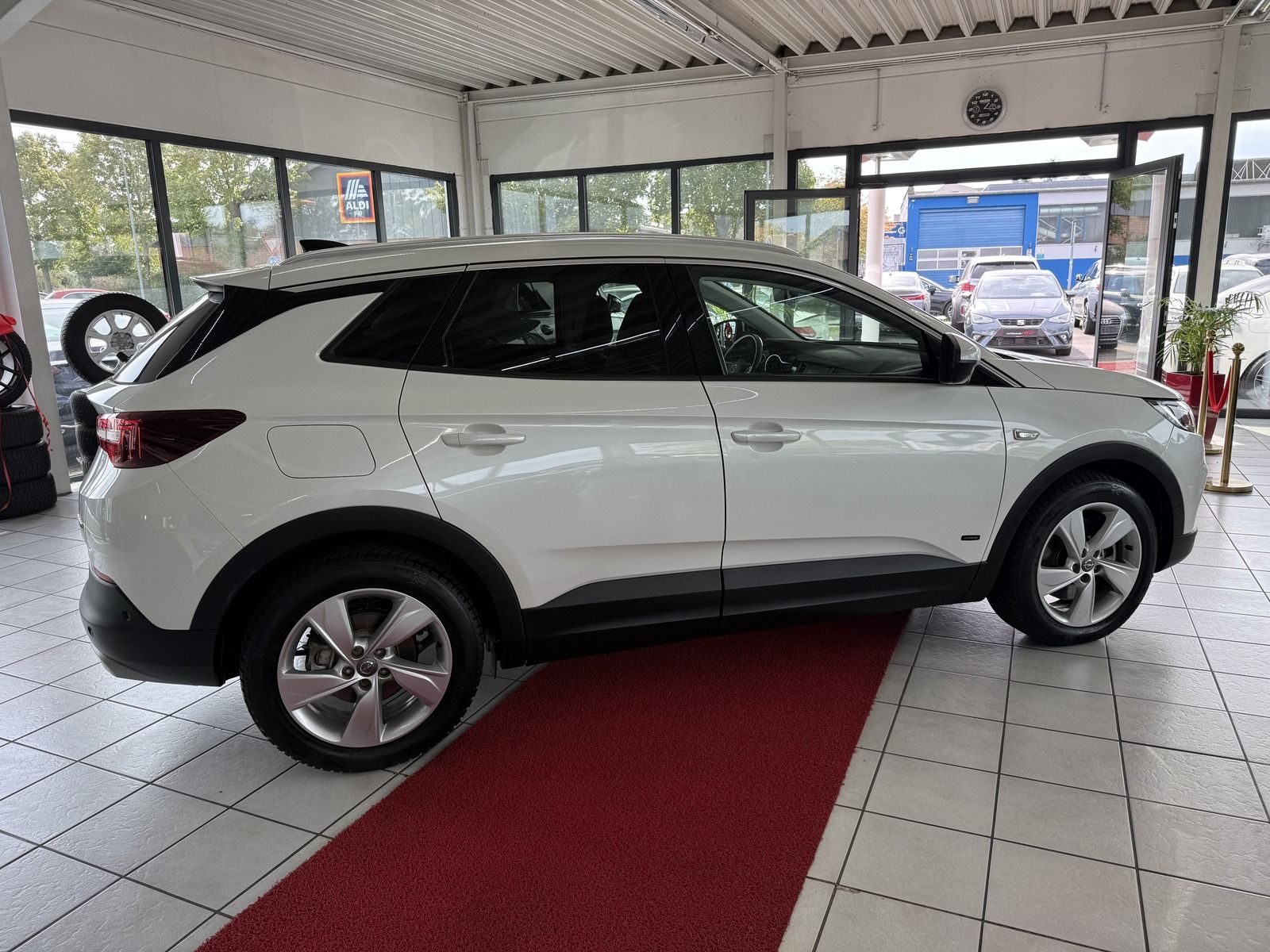 Opel Grandland X Business Elegance imagem 3
