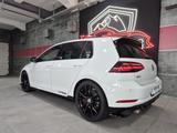 Volkswagen Golf GTI TCR *Sitzhzg *SSD *DCC *Sportsitz - Volkswagen Golf: GTI Tcr