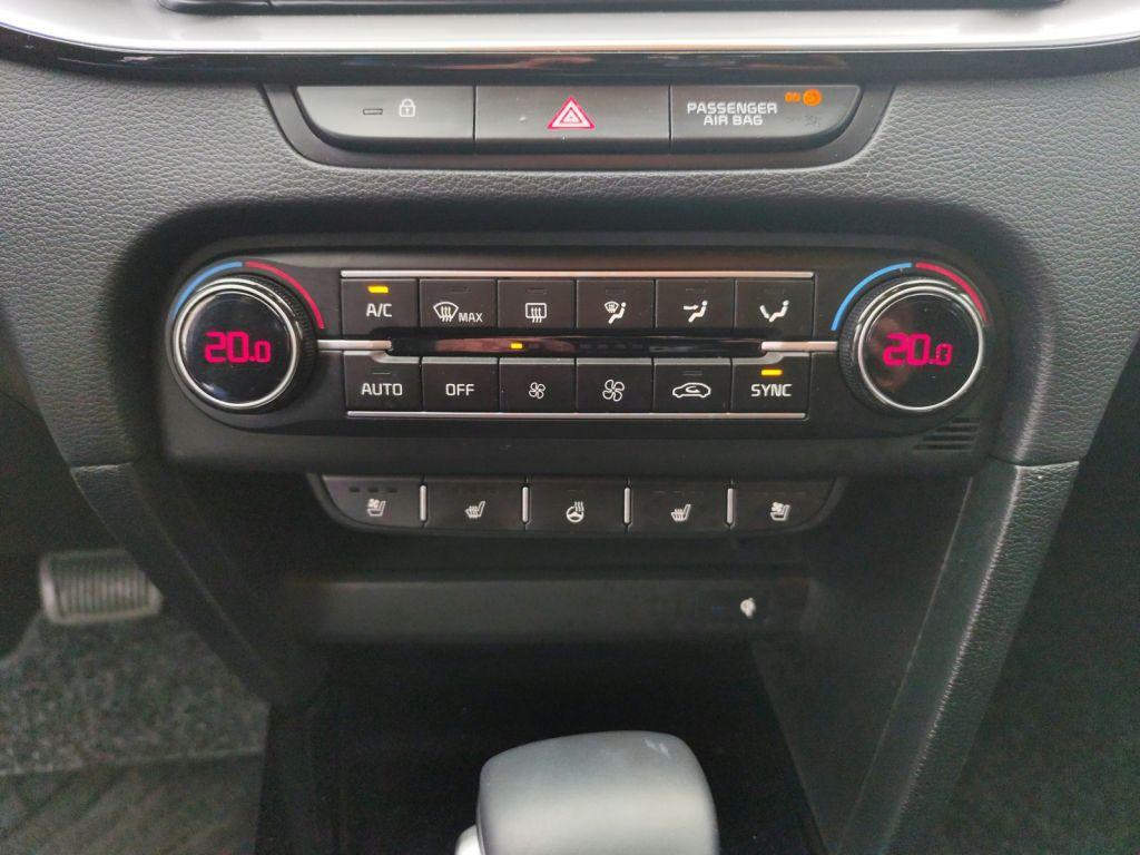 Kia Ceed SW 1.5T AT Platinum Leder