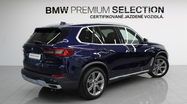 BMW X5 xDrive45e