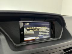 MERCEDES-BENZ E 200 CGI / NUR 56.tKM / GARANTIE / 2.HD / XEN /