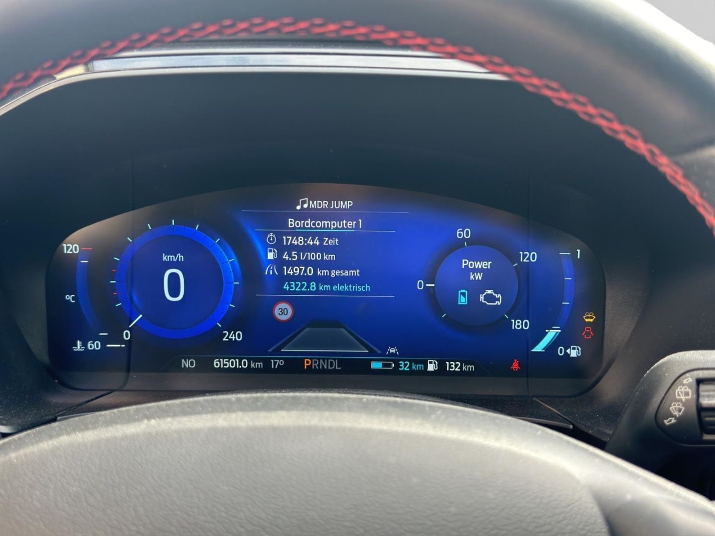 Fahrzeugabbildung Ford Kuga Plug-In Hybrid ST-Line X HUD Navi Leder Dig