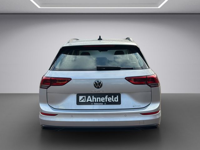 Golf VIII Variant Life 1.5 eTSI DSG NAVI ACC LED