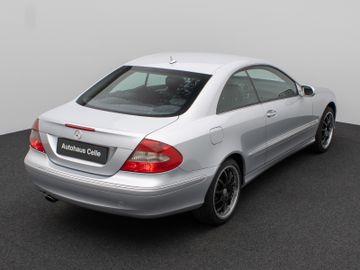Fahrzeugabbildung Mercedes-Benz CLK 200 Coupe Kompressor Avantgarde Sitzhzg Temp