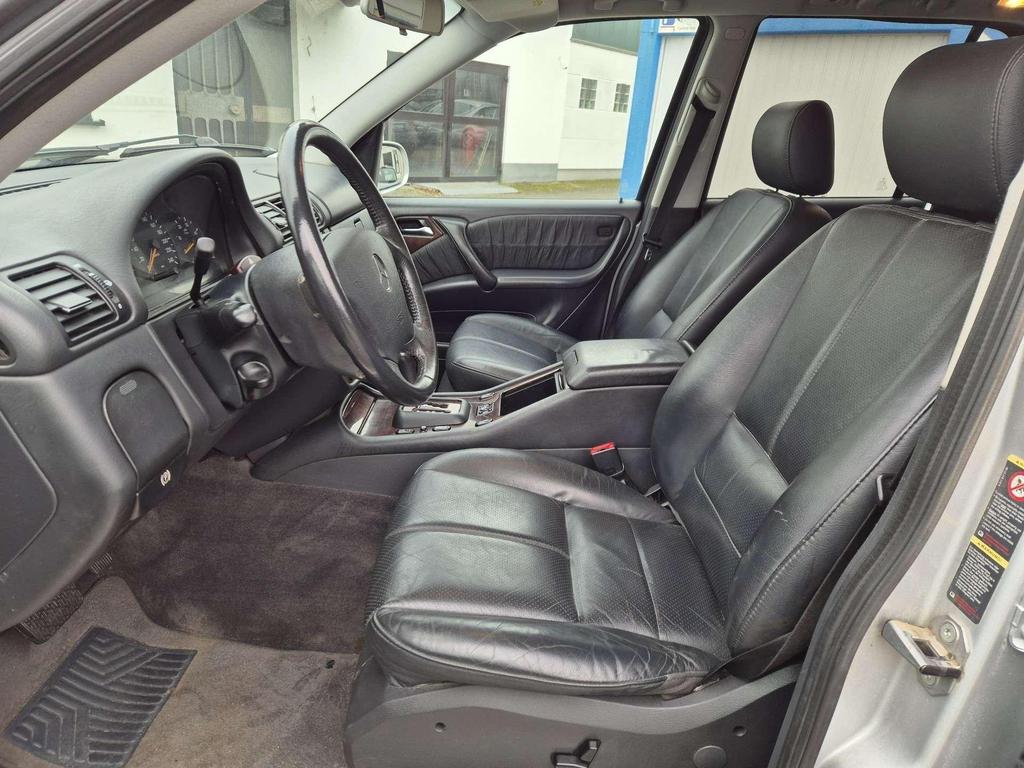 Mercedes-Benz ML 270