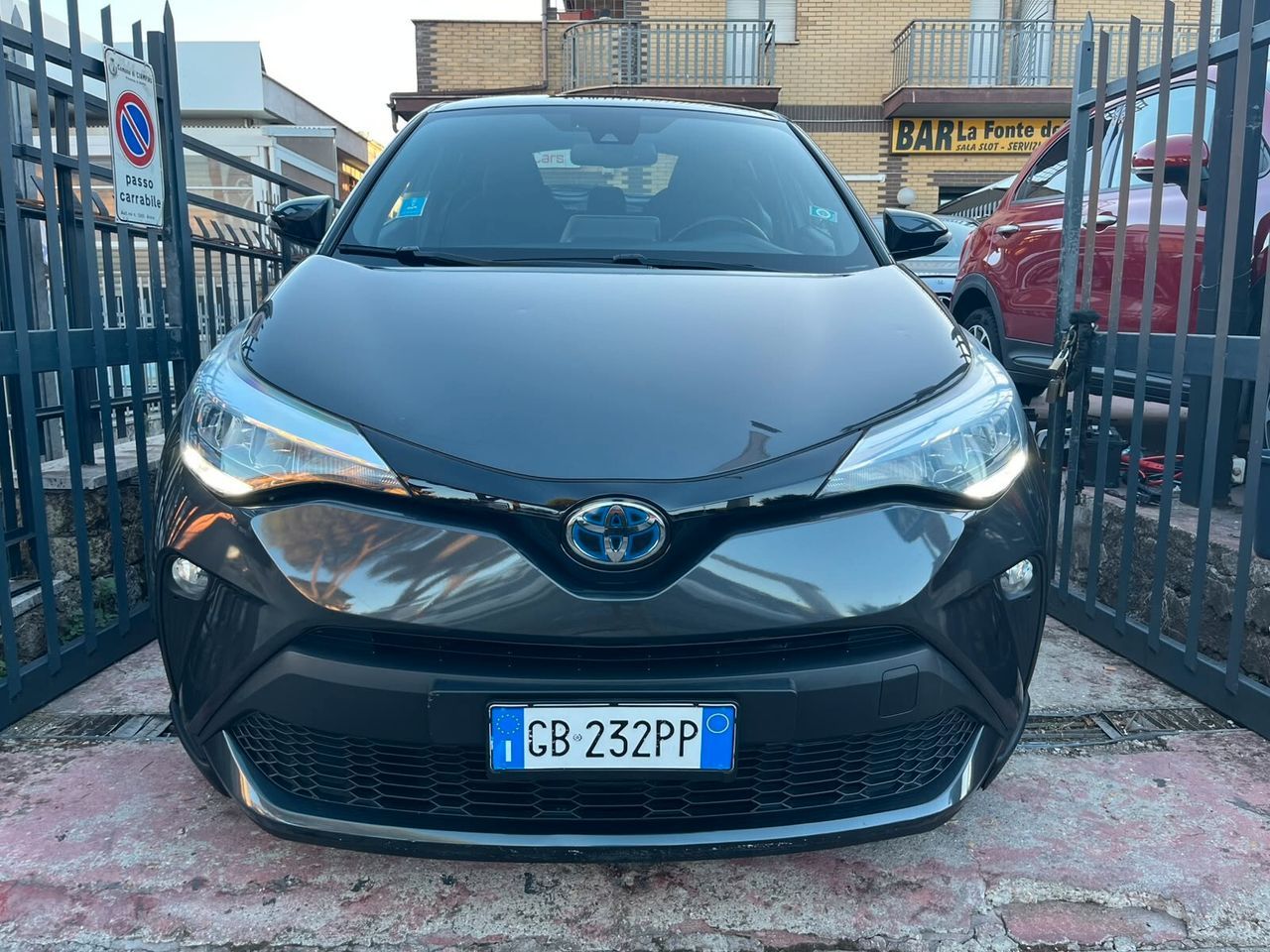 Toyota C-HR 1.8 Hybrid UNIPRO' TAGLIANDI TOYOTA  imagem 3