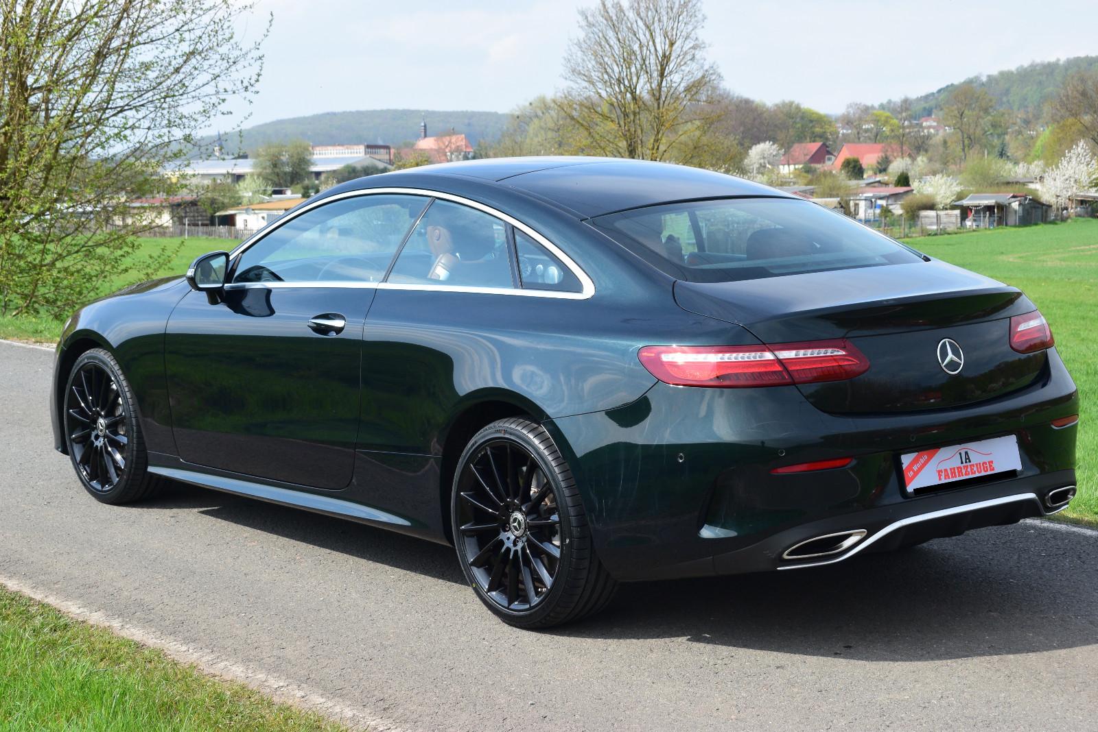Mercedes-Benz E 400 E Coupe 4Matic AMG Burmester Pano 1.Hand