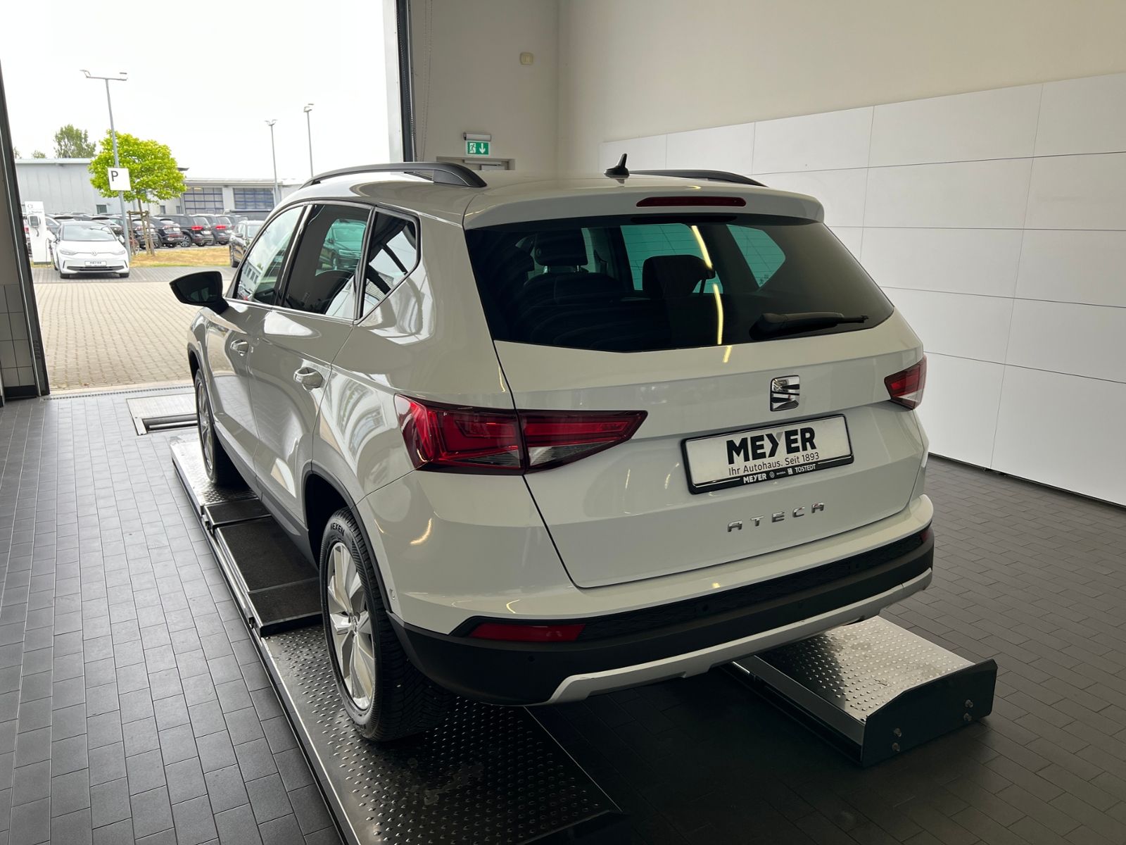 Fahrzeugabbildung SEAT Ateca Style 1.5 TSI ACT DSG *AHK, ACC, BEATS, LE