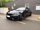 BMW M4 Cabrio M4 Competition M Driver's Package  - BMW M4 in Gelsenkirchen