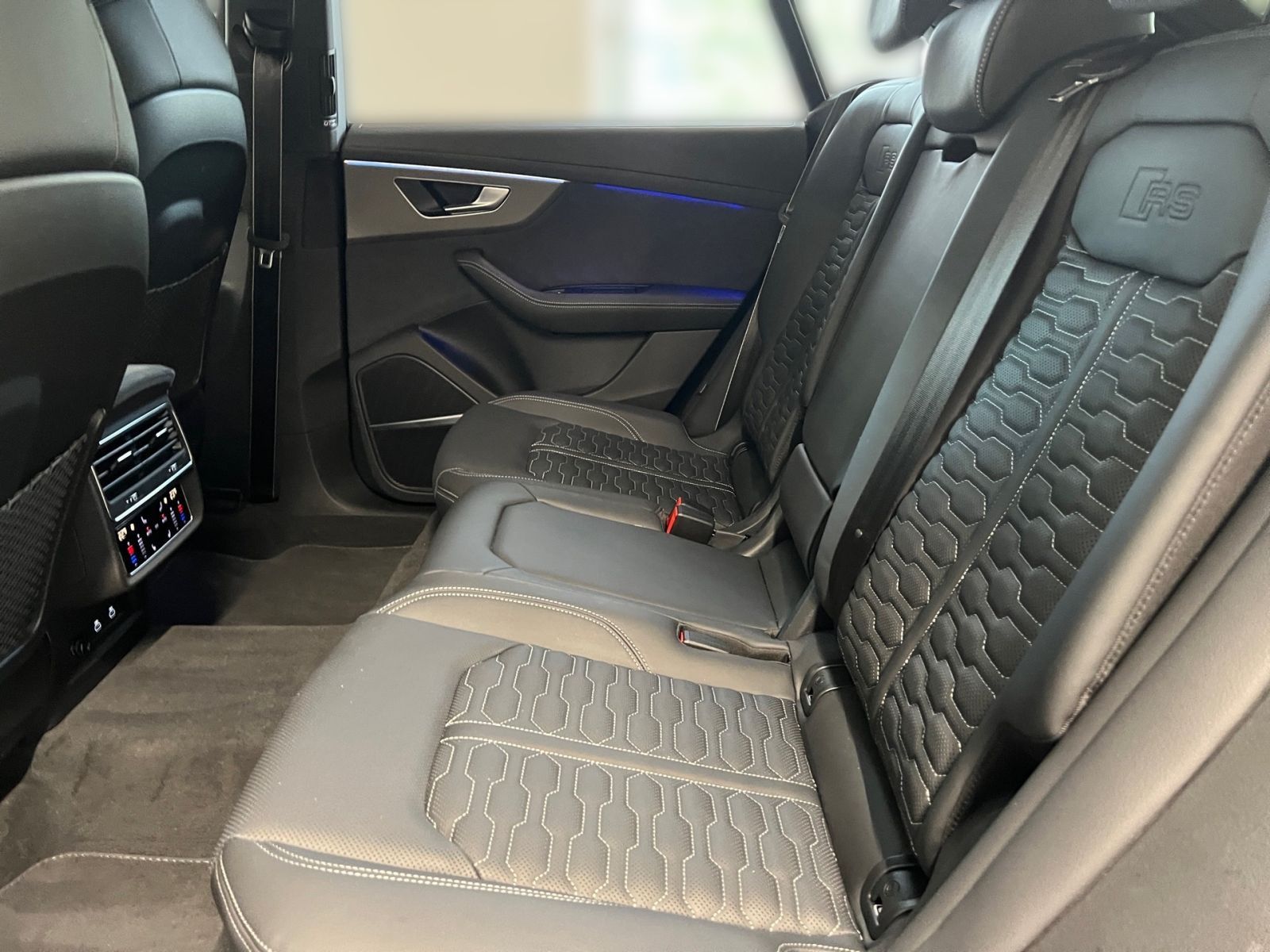 Audi RSQ8 - Bild 11