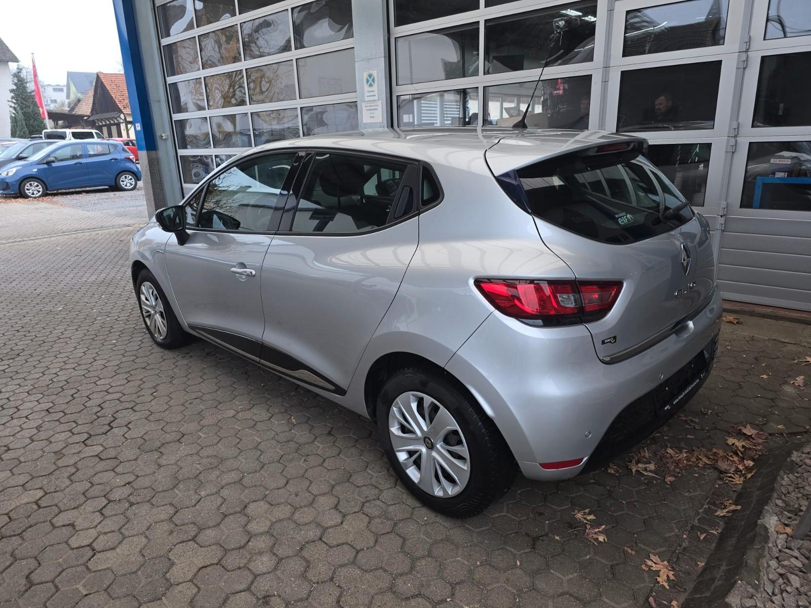 Renault Clio IV Limited Navi Tempomat Sitzheizung