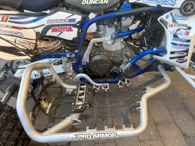 Yamaha  2011 — салон