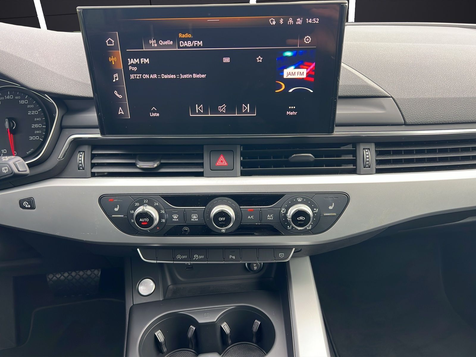 Fahrzeugabbildung Audi A4 Avant 35 TDI S-tronic AHK Navi ACC PDC SH